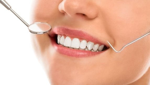 Tailoring Smile Makeovers Around Your Routine Dental Needs