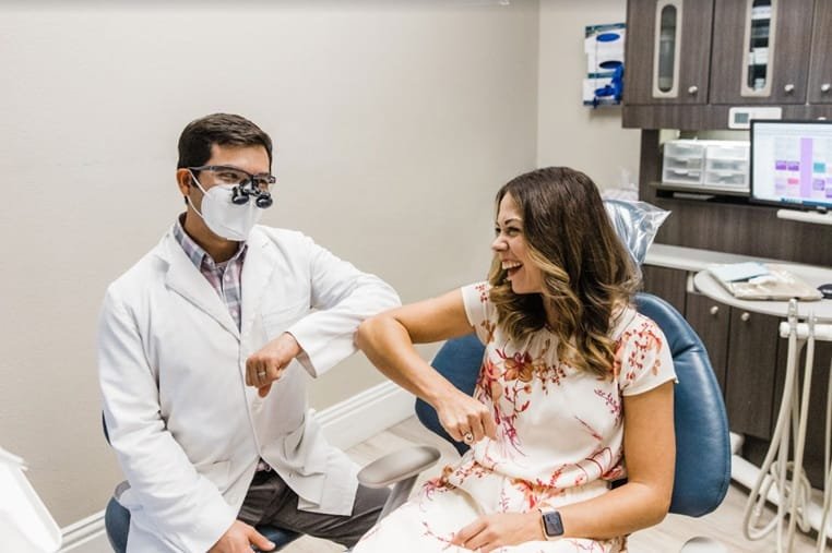 3 Benefits Of Choosing One Dentist For Both Health And Beauty